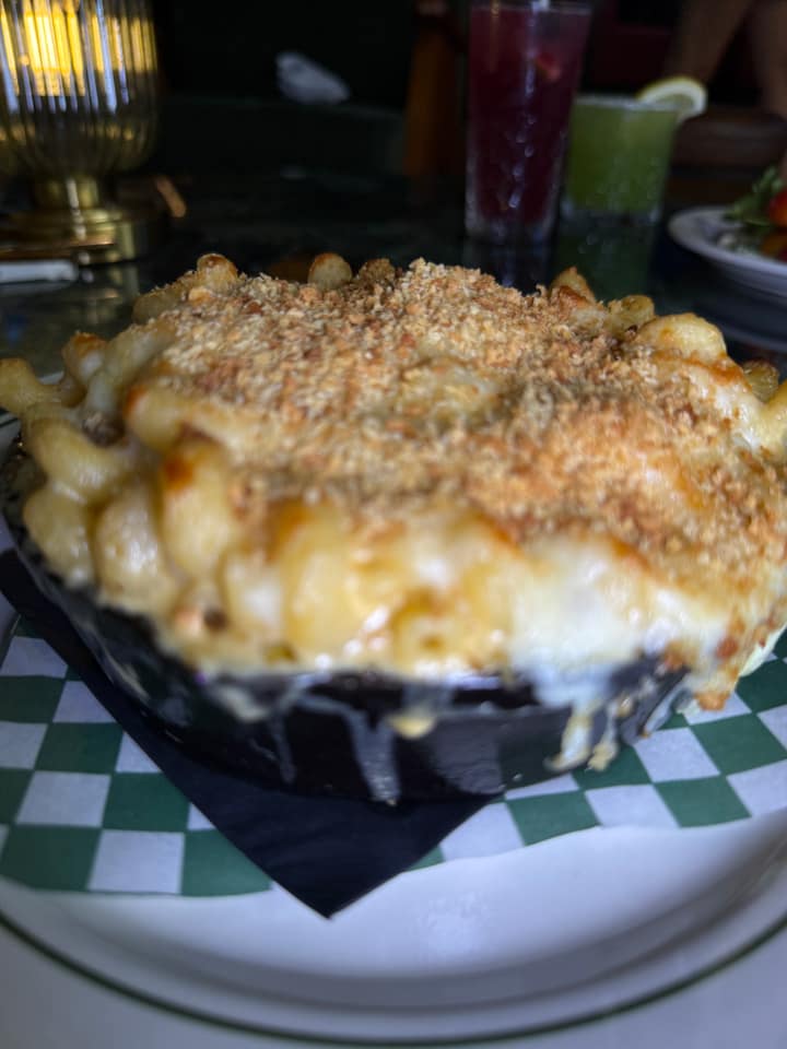 Baked mac, crispy top